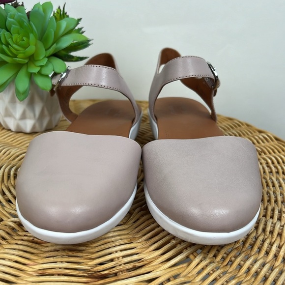 New Fitflop Cova II Closed Toe Sandal Leather 6.5 Mink - Picture 3 of 12